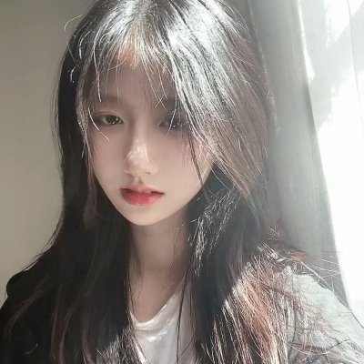蓬门玉女金龟婿